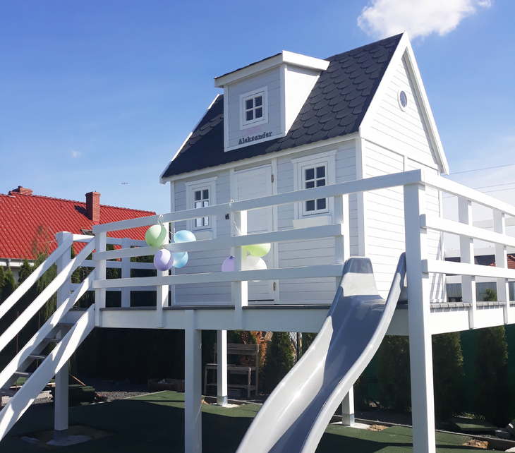 Wooden playhouse for children Queen